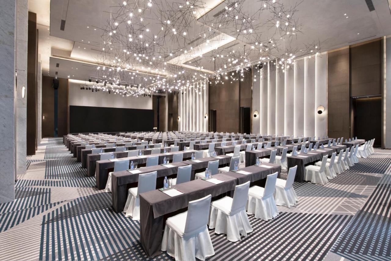 Crowne Plaza Shenzhen World Exhibition And Convention Center, An Ihg Hotel Exterior photo