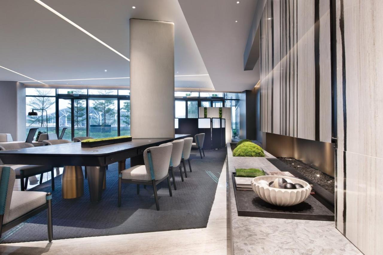 Crowne Plaza Shenzhen World Exhibition And Convention Center, An Ihg Hotel Exterior photo
